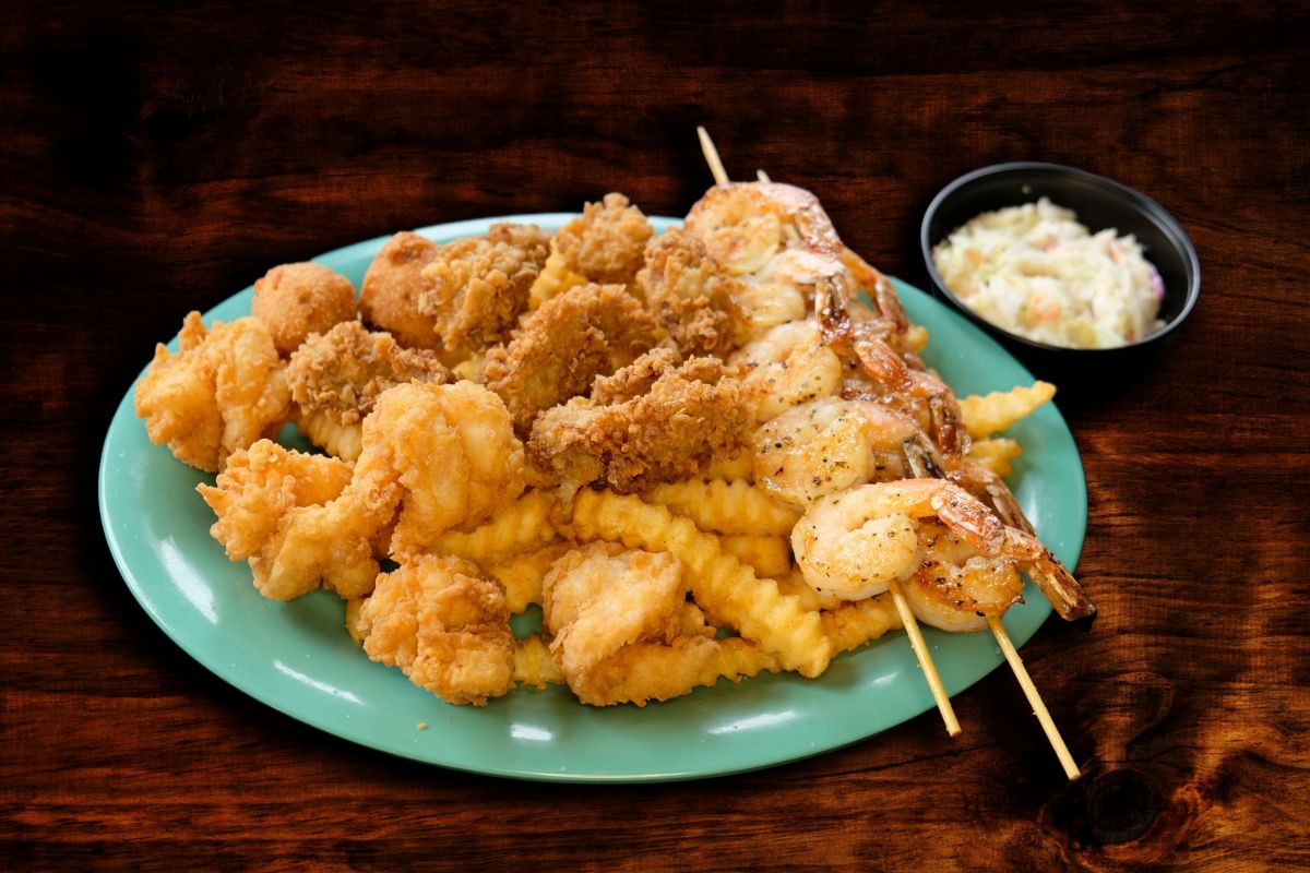 Things To Do Doc's Seafood & Steaks
